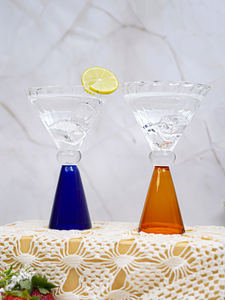 Vasos de cóctel de vidrio transparente de alta calidad Utensilios de bar con estilo al mejor precio para entusiastas de los cócteles - Product Image 3