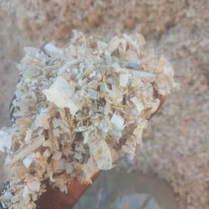 Sciure de pin pour litière animale disponible à la vente à bas prix - Product Image 1