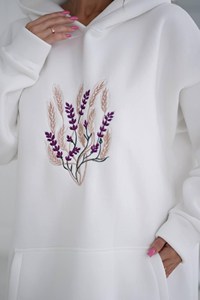 เสื้อทูนิคปักด้วยมือผ้าฝ้ายสีขาวสีดำมีฮู้ดดี้จากอินเดียเสื้อ100% ชนเผ่าน้ำหนักเบามีรายละเอียดดอกไม้ - Product Image 3