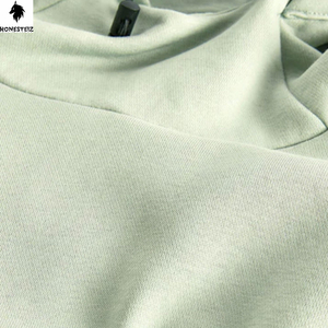 เสื้อฮู้ดดี้ผู้ชายแบบสวมหัว น้ำหนักเบา ออกแบบโลโก้ได้ตามต้องการ ผลิตจากผ้าฝ้ายเทอร์รี่ 100% ลายเรียบ สวมใส่สบาย เหมาะสำหรับฤดูหนาว - Product Image 5