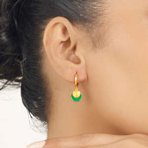 Boucles d'oreilles pendantes en or 18 carats avec perles et diamants, motif étoile et lune en opale, pour soirée - Product Image 2