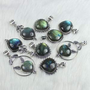 Belle qualité Labradorite coeur pendentif Designer bijoux lunette réglage incrustation technologie gros mode pendentifs breloques - Product Image 2