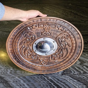 Bouclier Viking sculpté en bois écologique fait à la main décoration murale nordique enfants Cosplay armure médiévale pour Cosplay sur le thème nordique - Product Image 1