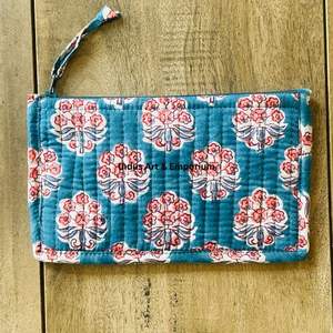 Sac pochette en coton, sac main parfait pour les femmes, pochette à monnaie et argent, sac pochette fait main imprimé en bloc pochette à fermeture éclair matelassée - Product Image 3