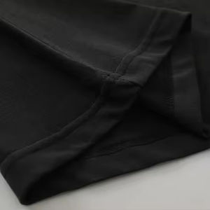 Vente en gros de t-shirt d'été imprimé avec logo pour hommes de luxe 100% coton style boxy surdimensionné décontracté motif de lettres - Product Image 4