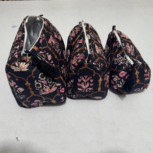 Lujo negro Vintage Floral Handblock estampado para bolsas Set 3 artesanales 100% algodón Premium medio impermeable - Product Image 1