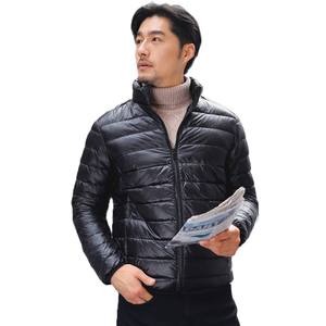 Vestes bouffantes légères de haute qualité avec logo personnalisé pour hommes manteaux matelassés essentiels en duvet de canard mélangé pour hommes - Product Image 6