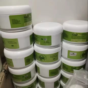 Pomade capillaire 100% biologique à base de plantes - Formule nourrissante sans sulfate et végétalienne, sans cruauté, approuvée ISO pour tous les types de cheveux - Product Image 1