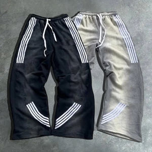 Pantalones deportivos con lavado ácido para hombre, ropa de calle con logotipo personalizado, pantalones de chándal de algodón de pierna ancha holgados de gran tamaño con diseño de tubería personalizada - Product Image 1