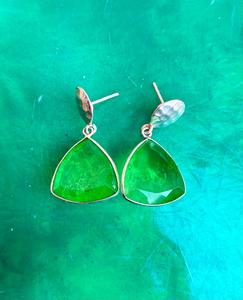 Boucle d'oreille en argent sterling 925 péridot faite à la main Belle boucle d'oreille pour femme Belle boucle d'oreille en pierre verte. - Product Image 2