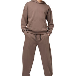 Ensemble de survêtement en coton avec logo personnalisé de haute qualité, élégant, confortable, respirant, vêtements de sport tendance, survêtement tendance - Product Image 3