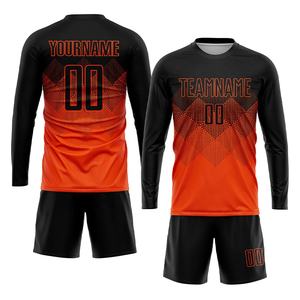 Ventes en gros d'uniformes de football personnalisés pour hommes, respirants, avec logo d'équipe, couleur noir et orange, manches courtes et longues, vêtements de sport - Product Image 4