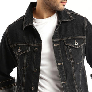 Veste en jean délavée pour homme, coupe décontractée, texture en coton doux, vêtements décontractés pour l'extérieur, logo sur le devant, style streetwear - Product Image 4