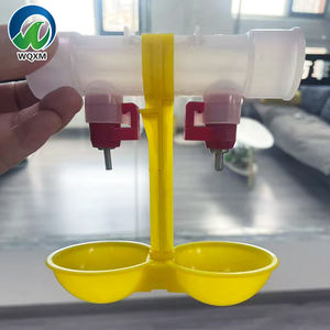 <span class=keywords><strong>Bebedero</strong></span> de plástico para pollos de <span class=keywords><strong>doble</strong></span> pezón, tazas colgantes, comedero para pollos con botellas de agua para bebedores de pollos - Product Image 4