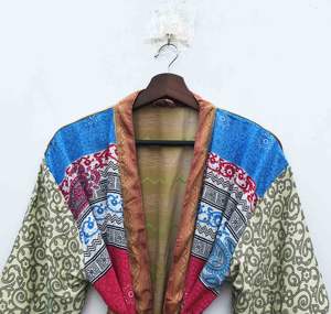 Vestido Kimono de Seda Elegante, Vintage, Bohemio, Indio, para Mujer, con Estampado Floral Personalizado, Cuello en V, Ropa de Dormir, con Talla Personalizable - Product Image 3