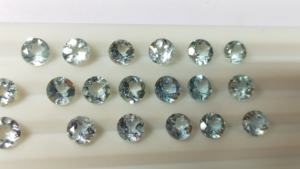 Légère inclusion aigue-marine naturelle 5mm bijoux en pierres précieuses à facettes en gros AA pierres taillées en brillant tiers certifié pour - Product Image 2