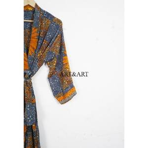 Wholesale Summer 100% Silk V-neck Drawstring Closure Soft Robe Hand Stitched Kimono Belt Boho Floral Unisex Bathrobe Women's - Product Image 3