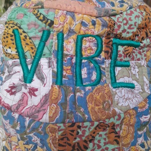 Sombrero de Pescador de Verano de Alta Calidad con Diseño de Bordado y Tela de Retazos Variados, Acolchado de Algodón, Accesorios - Product Image 2