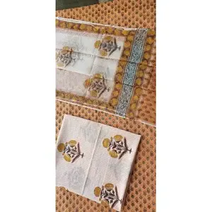 Vinayakam Exports – Ensemble de dupattas brodés en coton rouge de Jaipur, faits à la main, style Kota Doria, écharpes et châles ethniques artisanaux d'Inde - Product Image 1