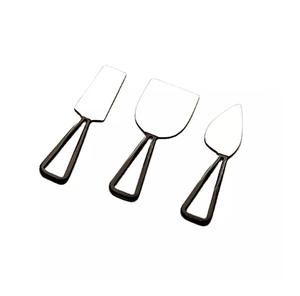 Juego de cubiertos de metal de alta calidad en chapado en oro Nuevo juego de cubiertos con mango recubierto de negro Nuevo juego de queso de metal Nuevo diseño Cubiertos - Product Image 2