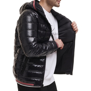 เสื้อแจ็คเก็ตพัฟเฟอร์แฟชั่นดีไซน์โลโก้แบบสบายๆสำหรับผู้ชาย ฤดูหนาวปี 2026 จากปากีสถาน  เสื้อแจ็คเก็ตพัฟเฟอร์บุใยฝ้ายแบบยาวทันสมัยสำหรับผู้ชาย - Product Image 2