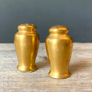 Pot à épices Herb Spice Tools Vintage Salière et Poivrière Cuisine Salière et Poivrière Pour Maison Hôtel Table Usage Servir - Product Image 3