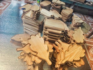 ถาดไม้อะคาเซียแบบแฮนด์เมดสไตล์เวียดนามถาดไม้รูปทรงต่างๆทนทานสำหรับเสิร์ฟอาหาร - Product Image 6