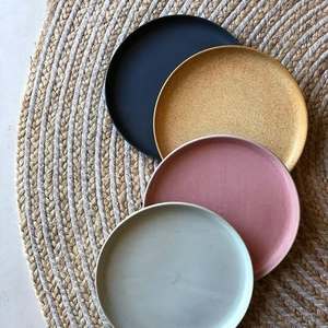 Juegos de Platos de Cerámica Hechos a Mano de Estilo Japonés, Ecológicos y de Lujo para Uso en el Hogar o Restaurantes, Platos Retro de Porcelana para Ensaladas y Filetes - Product Image 5