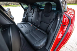 Model Y 2024 d'occasion, conduite à gauche, sièges en cuir, caméra arrière, automatique intelligent, en bon état - Product Image 3