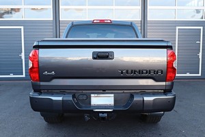 Pick-up Honda Tundra GCC d'occasion 2019 avec sièges en cuir, régulateur de vitesse ACC, moteur >8L, transmission intégrale, conduite à gauche, pneus R21 - Product Image 4