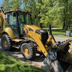 420-07 - H9X01647 Retroexcavadora Tractor nuevo y usado a buen precio - Product Image 1