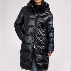 Chaqueta acolchada con capucha de piel para mujer, precio más vendido, chaqueta acolchada transpirable para mujer con capucha, Chaqueta larga acolchada cálida - Product Image 1