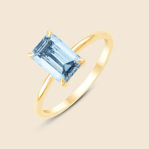 Anillo de Diamante Esmeralda Azul Cielo con Diamante Cultivado en Laboratorio con Corte Esmeralda de 0.3 Quilates F-VS en Oro Sólido de 14K, Regalo de Aniversario de Bodas - Product Image 3