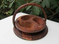 Lampe de sel en bois naturel élégante et durable, sculptée à la main avec motif floral, support/trivette décoratif pliable, logo personnalisé