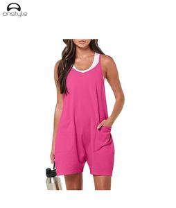 2025 nuevo color sólido cuello redondo ajustado y Sexy ahueca hacia fuera el mono de punto integrado pantalones cortos monos femeninos al por mayor - Product Image 4