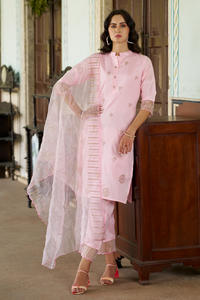 Ensemble Kurti Pant Dupatta en soie de qualité supérieure avec broderie Travail lourd en organza Dupatta brodé Ensemble Kurti - Product Image 4