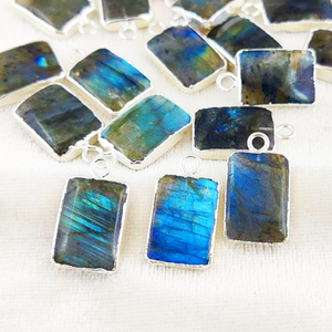 Colgante de piedras preciosas de jaspe dálmata con piedra principal de diamante Plata Lisa 925 Borde de alta calidad para collares chapados en oro - Product Image 6