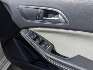 MERCEDES-BENZ Clase A 2012 USADO, Volante a la Izquierda/Derecha - Product Image 2