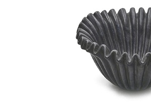 Frutero de Mármol Negro de Primera Calidad, con Borde Festoneado, Hecho a Mano, Decorativo, Elegante, para Hogar y Hotel, Fabricado al por Mayor - Product Image 2