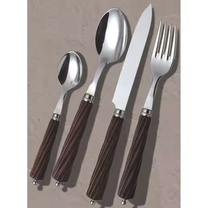 Juego de cubiertos de acero inoxidable chapados en oro, vajilla elegante, cubiertos con mango de madera de acabado natural para hoteles - Product Image 5