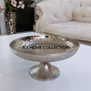 Juego de 4 Fruteros Decorativos de Madera con Acabado Natural, Rama Metálica Dorada con Base de Metal Dorado - Product Image 4