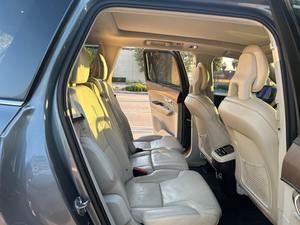 Vo-lvo XC90 T6 Inscr-ption 2018 d'occasion propre, turbocompressé et suralimenté, 4 cylindres - Product Image 3