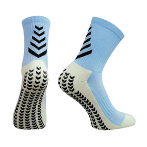 Vente en gros OEM Chaussettes de sport épaisses pour hommes Chaussettes de basketball avec logo personnalisé pour l'hiver Chaussettes de sport athlétiques tricotées - Product Image 5
