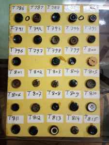 กระดุมแตรทำจากธรรมชาติสีครีมและขนาดต่างๆและแกะสลักตามสั่งสำหรับร้านเสื้อผ้าและร้านขายลูกปัด - Product Image 2