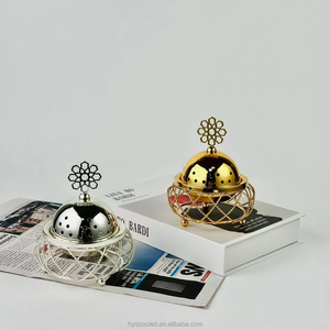 Quemador de Incienso de Metal de Lujo Árabe M R Handicrafts - Ecológico para Uso en el Hogar y Hoteles, Fragancia para Mesa de Postres en Festivales de Oriente Medio - Product Image 1