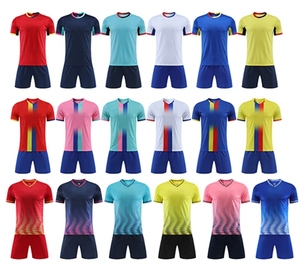 Kit de Jersey de fútbol de calidad superior Fabricación al por mayor Conjuntos de uniformes de fútbol de fábrica Tailandia Custom Oem Odm - Product Image 6