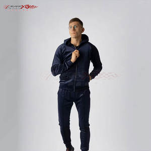 ชุดวอร์มผ้ากำมะหยี่แบบพรีเมี่ยมสำหรับผู้ชายเสื้อแขนยาวและกางเกงวิ่งออกกำลังกายแบบมีเชือกรูดแฟชั่นผู้ชายชุดวอร์มผ้ากำมะหยี่ - Product Image 5