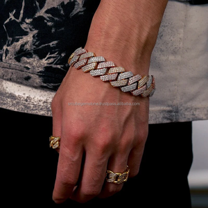 Bracelet à maillons cubains Miami plaqué or 18 carats pour hommes pour mariages et cadeaux. - Product Image 4