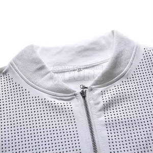 Trajes Deportivos Personalizados para Hombre, Uso en Exteriores, Logotipo Personalizado, Último Estilo, Material Duradero, con Pedrería - Product Image 3