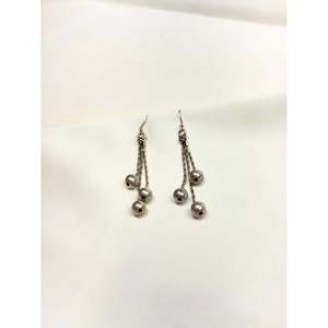 Boucles d'oreilles pendantes Tridha Classic Fish Hook en argent 925 avec perle d'eau douce plaquée or, forme boule, style classique, bijoux en or - Product Image 2